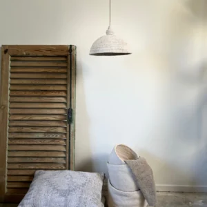 hanglamp Jiva, papie-maché lamp, zandkleurig
